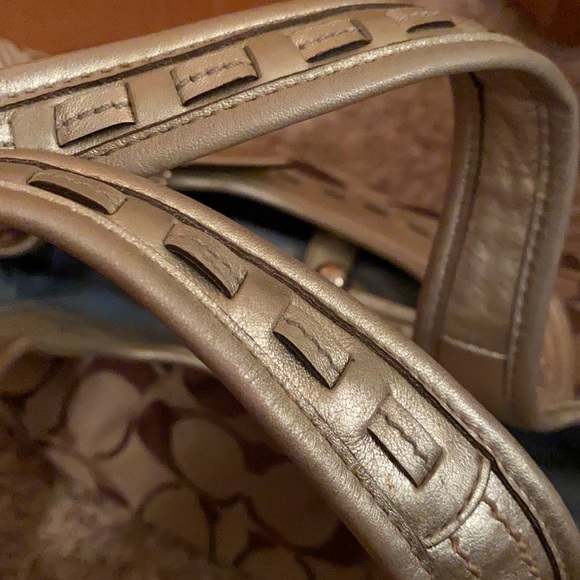 Coach purse - Picture 6 of 12